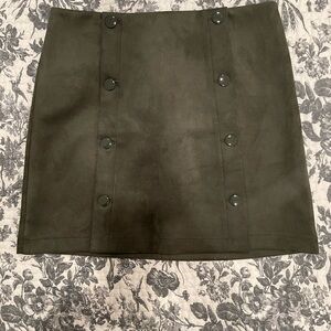 LOFT Olive Button-Front Faux Suede Mini Skirt (NWT) (size 12)
